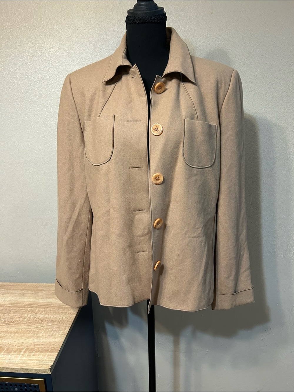 Vintage Harvé Benard Sport Wool Blend Camel Jacket Women’s Size 14 Y2K